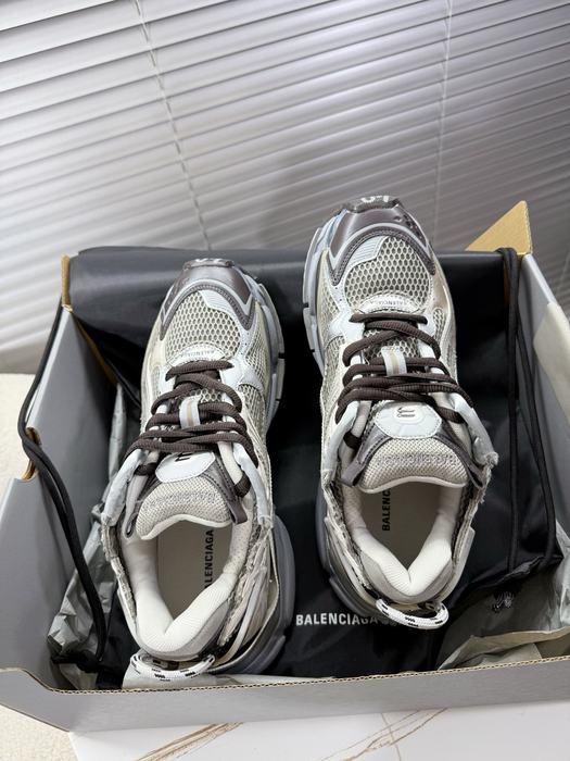 Balenciaga_shoes_	
Leather_yupoo_
AAA Quality_Track