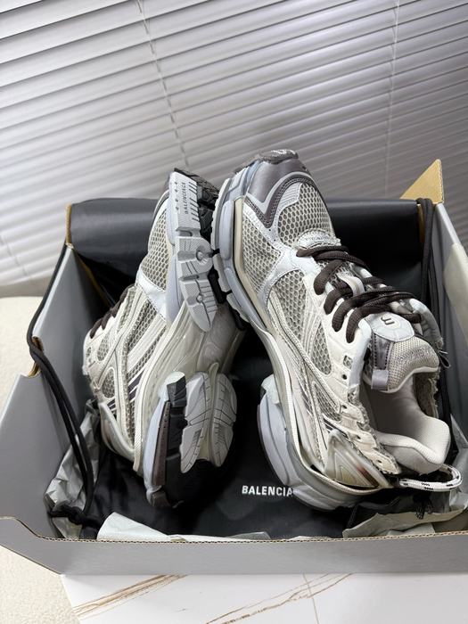 Balenciaga_shoes_	
Leather_yupoo_
AAA Quality_Track