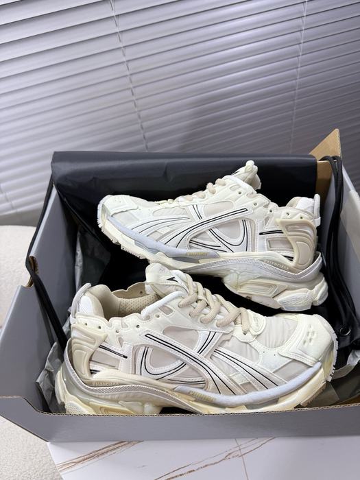 Balenciaga_shoes_	
Leather_yupoo_
AAA Quality_Track