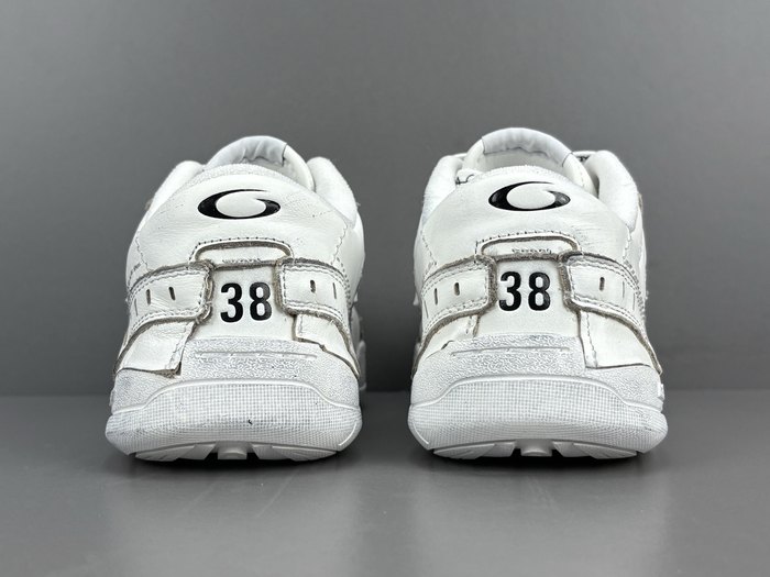 Balenciaga_shoes_	
Leather_yupoo_
AAA Quality_Track