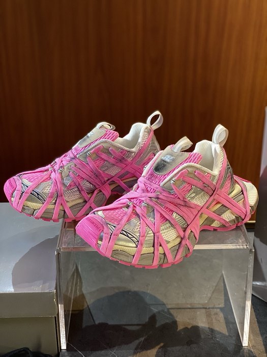 Balenciaga_shoes_	
Leather_yupoo_
AAA Quality_Track