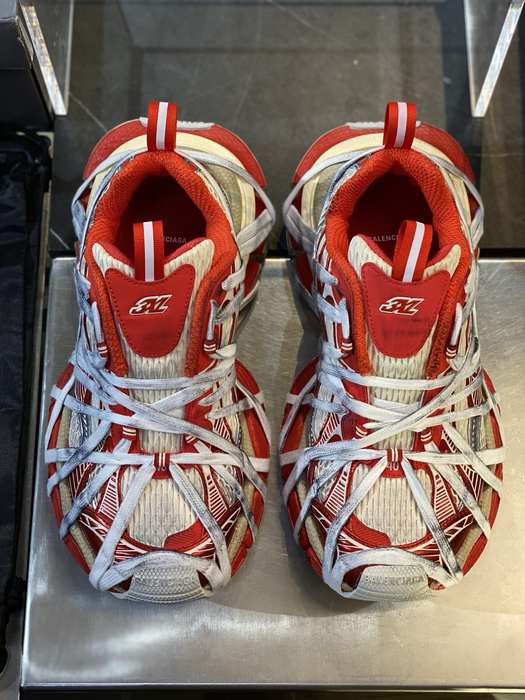 Balenciaga_shoes_	
Leather_yupoo_
AAA Quality_Track