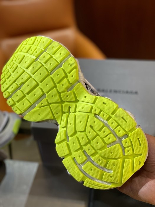 Balenciaga_shoes_	
Leather_yupoo_
AAA Quality_Track