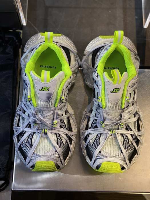 Balenciaga_shoes_	
Leather_yupoo_
AAA Quality_Track
