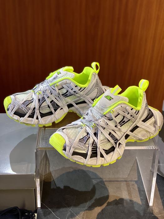 Balenciaga_shoes_	
Leather_yupoo_
AAA Quality_Track