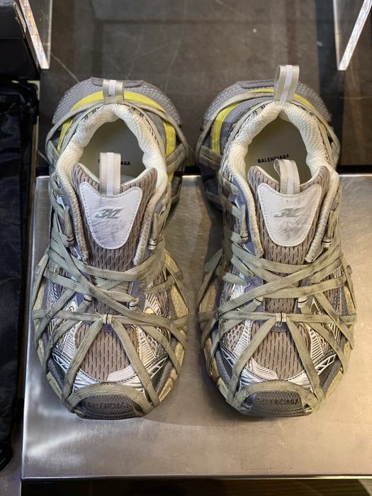 Balenciaga_shoes_	
Leather_yupoo_
AAA Quality_Track