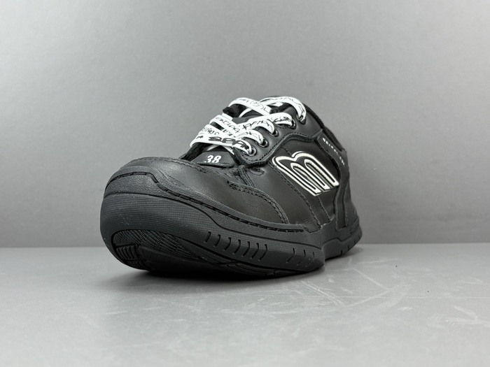 Balenciaga_shoes_	
Leather_yupoo_
AAA Quality_Track