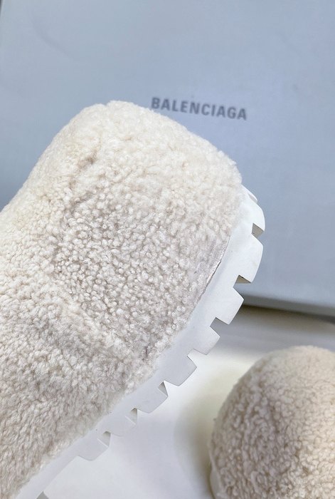 Balenciaga_shoes_	
Leather_yupoo_
AAA Quality_Track