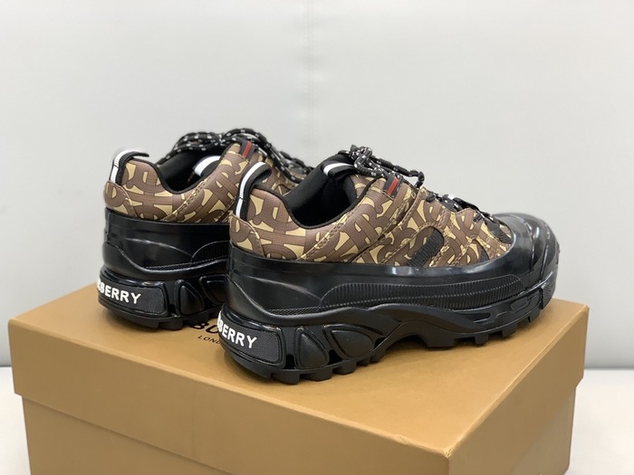 Burberry_shoes_Latest styles_2026_yupoo_Original_quality