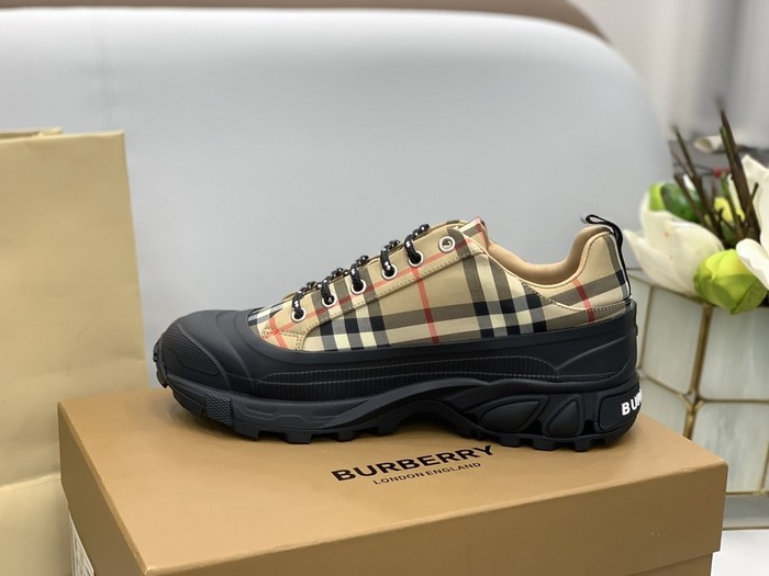 Burberry_shoes_Latest styles_2026_yupoo_Original_quality