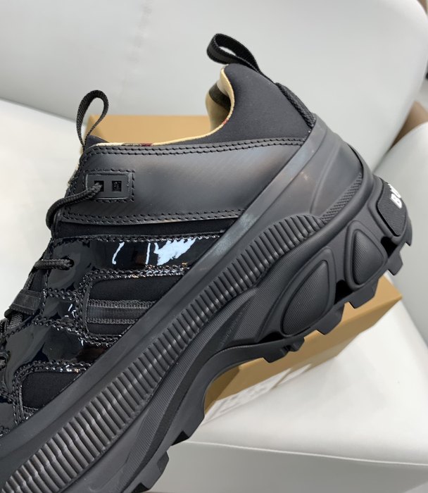Burberry_shoes_Latest styles_2026_yupoo_Original_quality