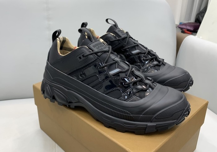 Burberry_shoes_Latest styles_2026_yupoo_Original_quality