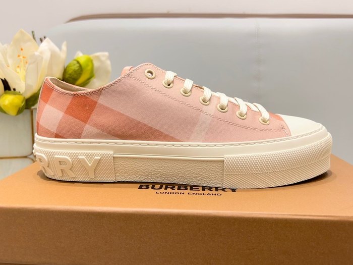 Burberry_shoes_Latest styles_2026_yupoo_Original_quality