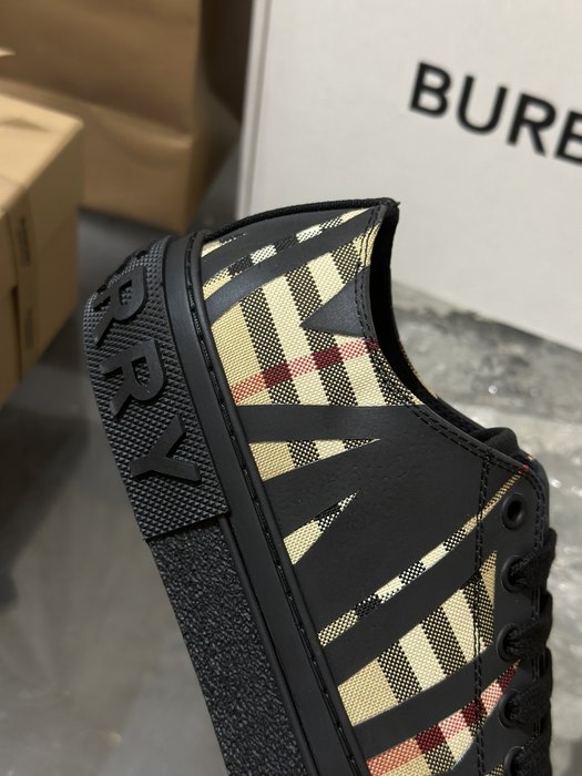 Burberry_shoes_Latest styles_2026_yupoo_Original_quality