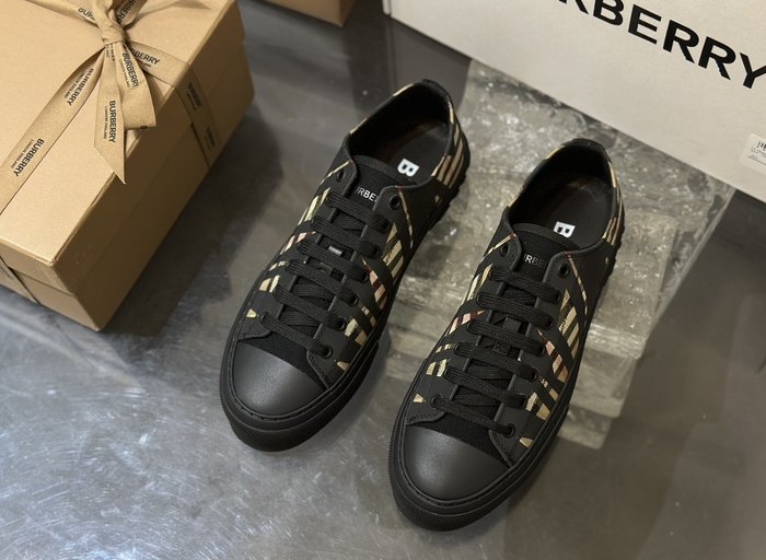 Burberry_shoes_Latest styles_2026_yupoo_Original_quality