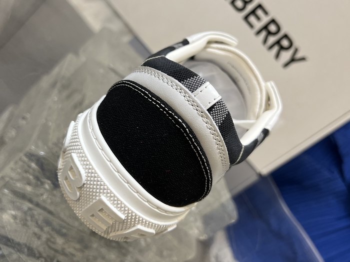 Burberry_shoes_Latest styles_2026_yupoo_Original_quality