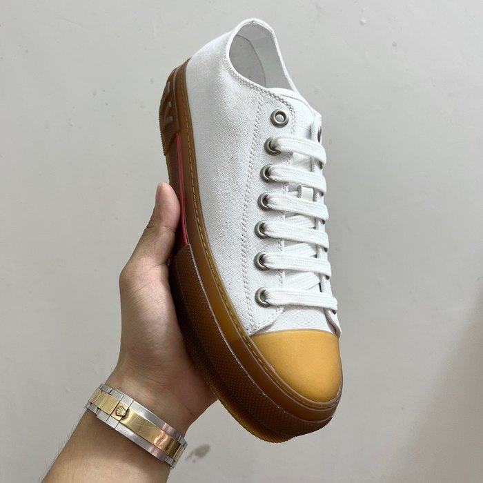 Burberry_shoes_Latest styles_2026_yupoo_Original_quality