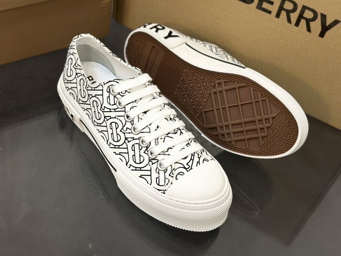 Burberry_shoes_Latest styles_2026_yupoo_Original_quality