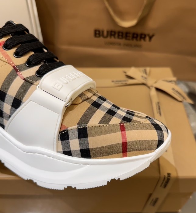 Burberry_shoes_Latest styles_2026_yupoo_Original_quality