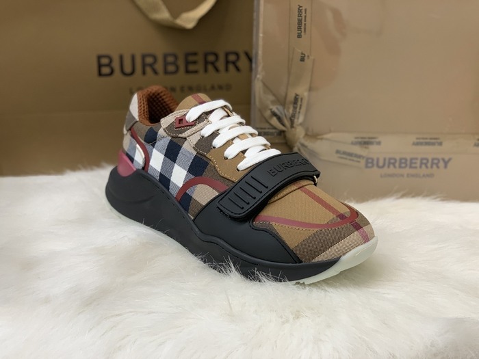 Burberry_shoes_Latest styles_2026_yupoo_Original_quality