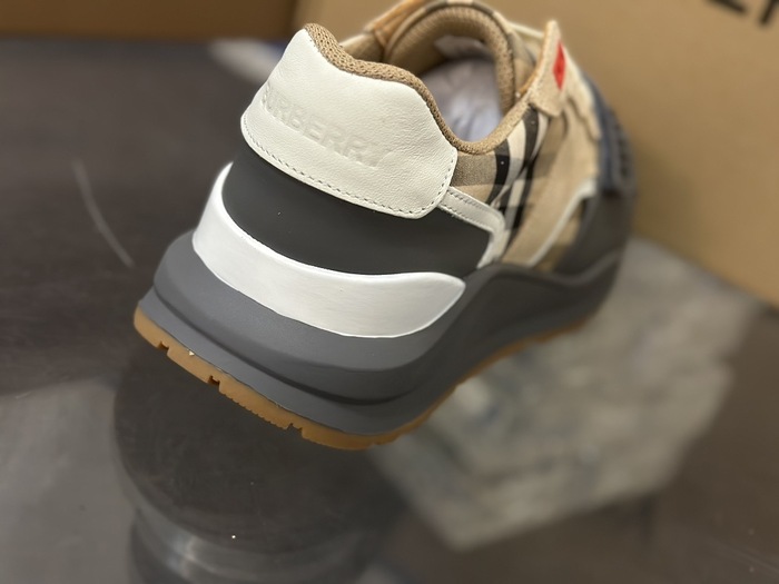 Burberry_shoes_Latest styles_2026_yupoo_Original_quality