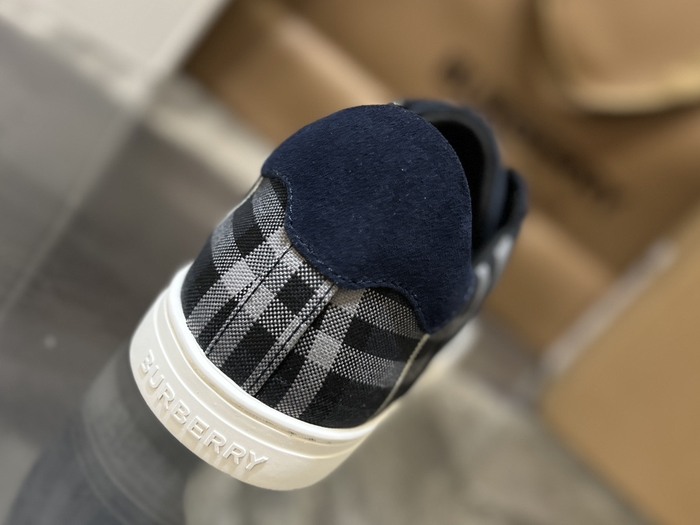 Burberry_shoes_Latest styles_2026_yupoo_Original_quality