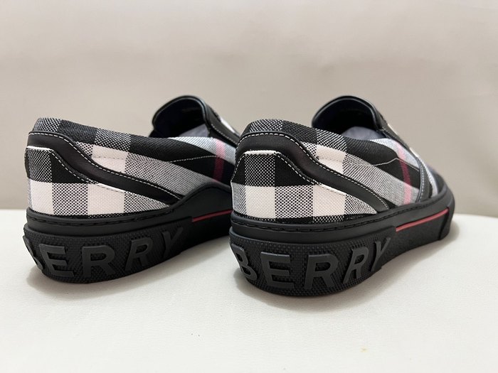 Burberry_shoes_Latest styles_2026_yupoo_Original_quality