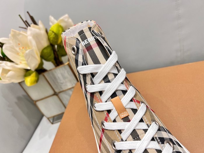 Burberry_shoes_Latest styles_2026_yupoo_Original_quality