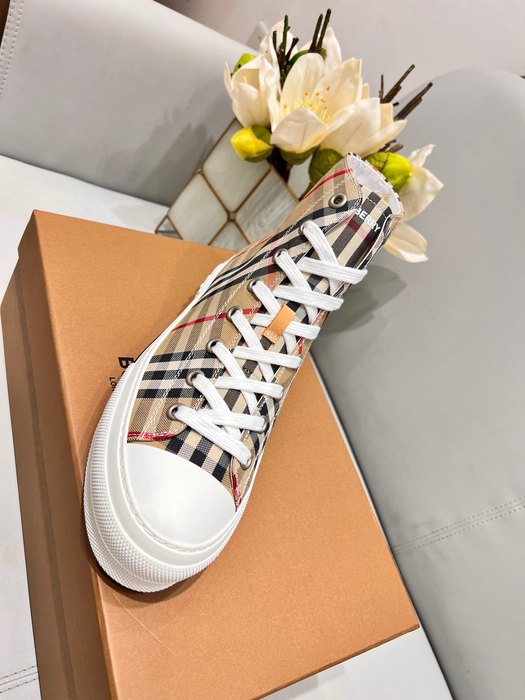 Burberry_shoes_Latest styles_2026_yupoo_Original_quality