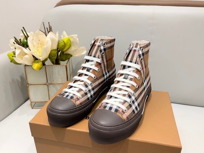 Burberry_shoes_Latest styles_2026_yupoo_Original_quality