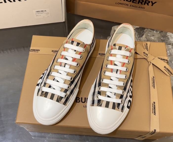 Burberry_shoes_Latest styles_2026_yupoo_Original_quality