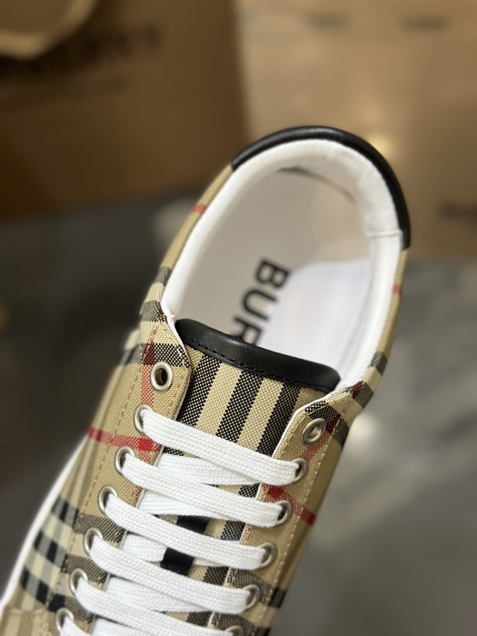 Burberry_shoes_Latest styles_2026_yupoo_Original_quality