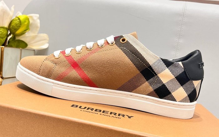 Burberry_shoes_Latest styles_2026_yupoo_Original_quality