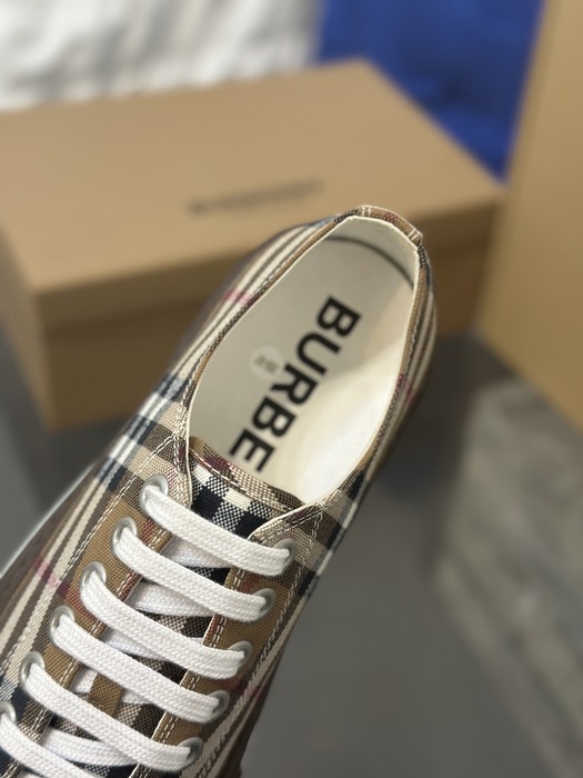 Burberry_shoes_Latest styles_2026_yupoo_Original_quality