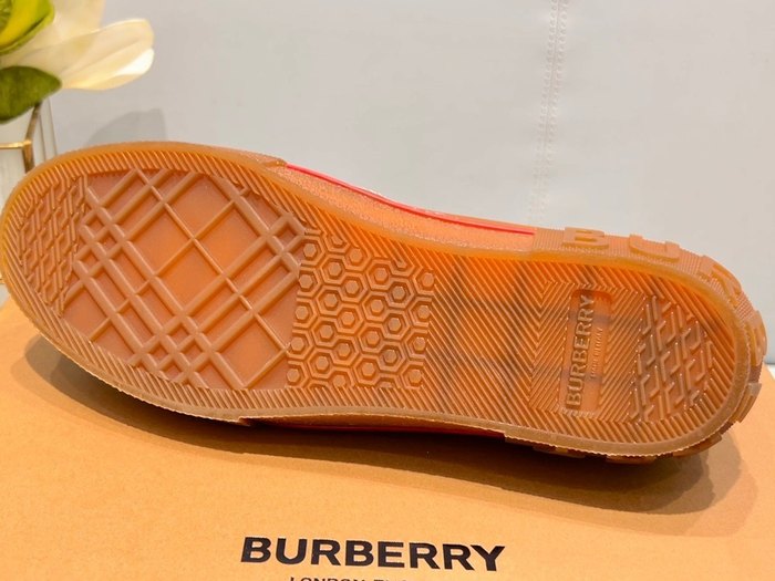 Burberry_shoes_Latest styles_2026_yupoo_Original_quality