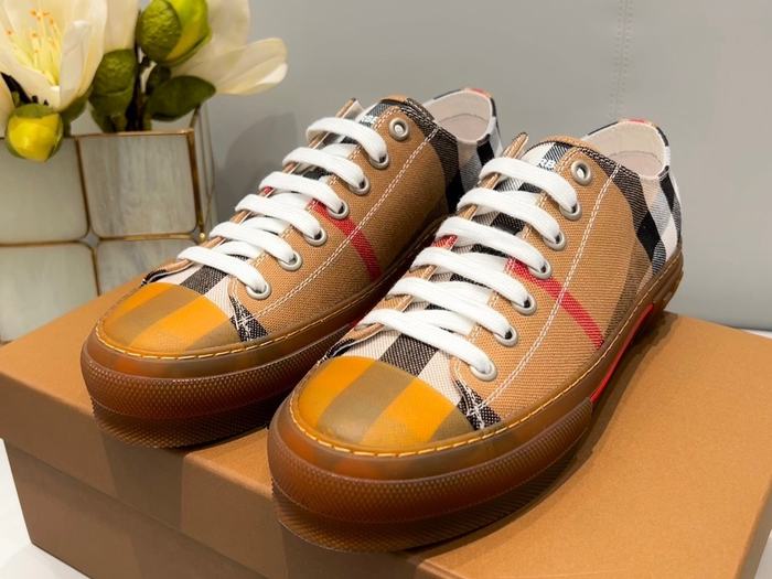 Burberry_shoes_Latest styles_2026_yupoo_Original_quality