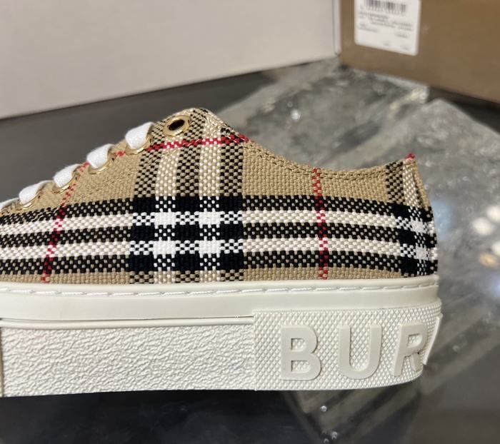 Burberry_shoes_Latest styles_2026_yupoo_Original_quality
