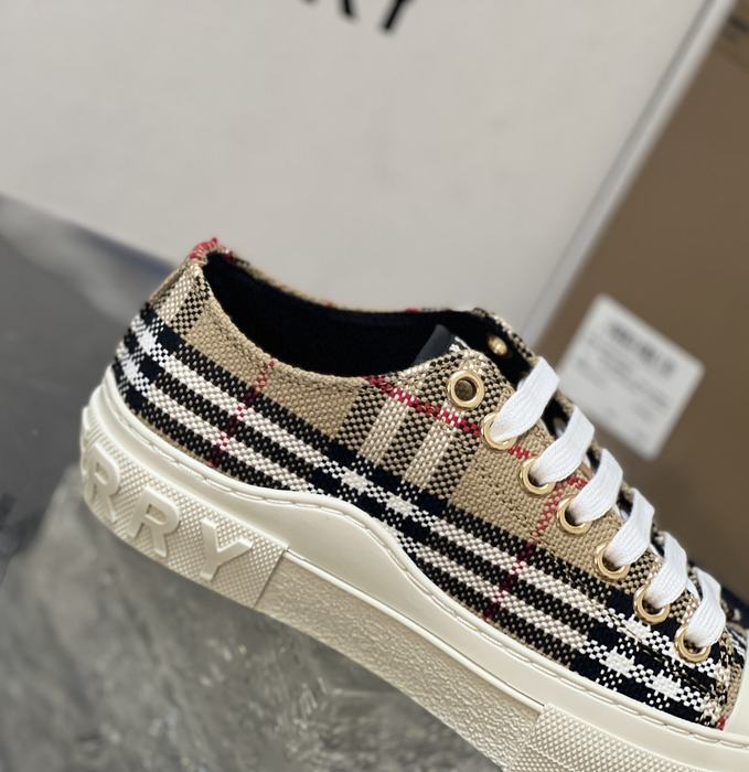 Burberry_shoes_Latest styles_2026_yupoo_Original_quality
