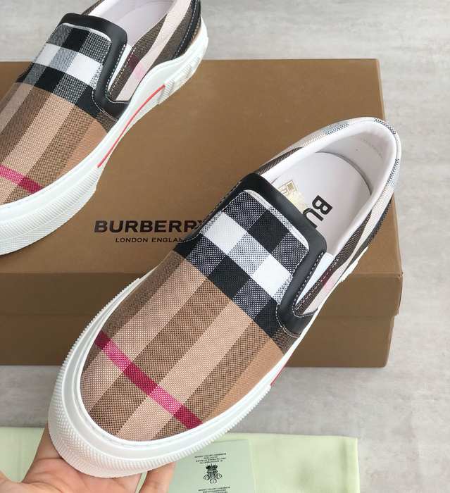 Burberry_shoes_Latest styles_2026_yupoo_Original_quality
