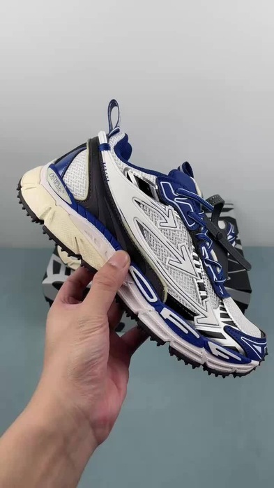 OFF WHITE   2024   36 47