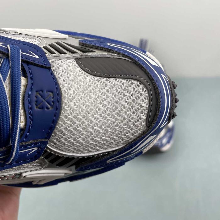 OFF WHITE   2024   36 47