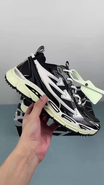 OFF WHITE  36 47 7