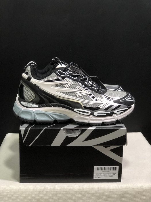 OFF WHITE Be Right Back 36 45 12