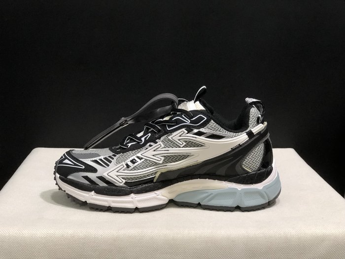 OFF WHITE Be Right Back 36 45 12