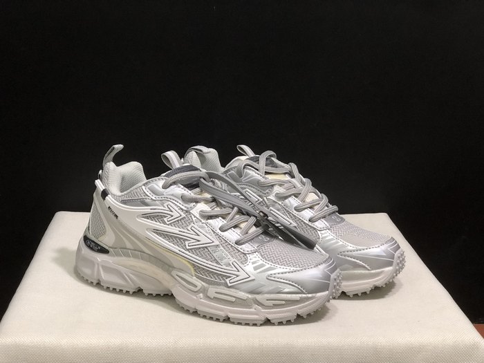 OFF WHITE Be Right Back 36 45 13