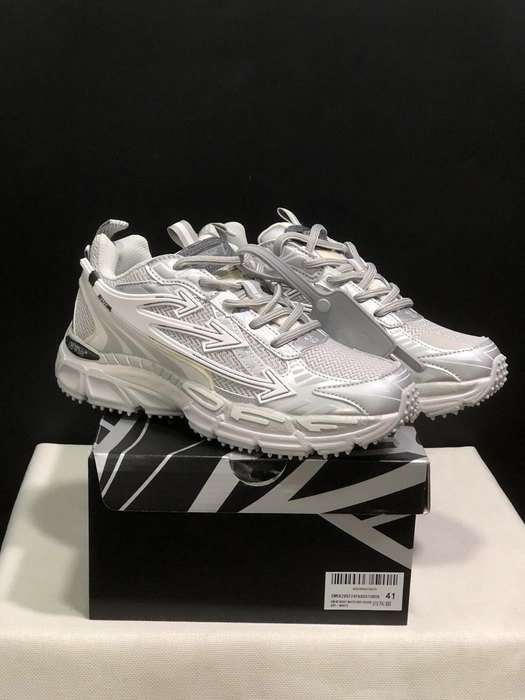 OFF WHITE Be Right Back 36 45 13