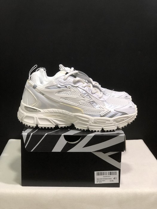 OFF WHITE Be Right Back 36 45 16