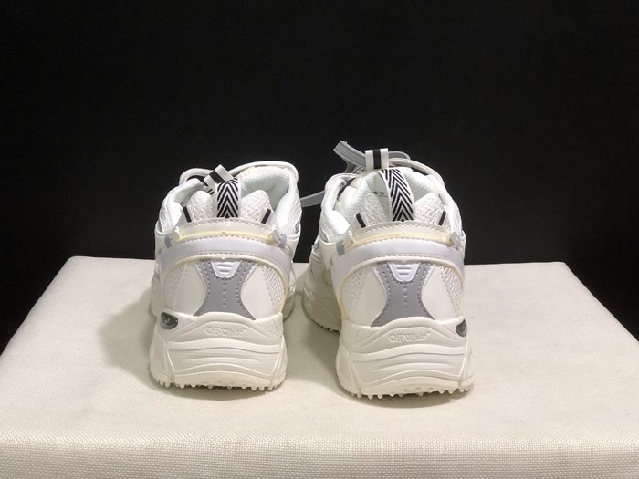 OFF WHITE Be Right Back 36 45 16