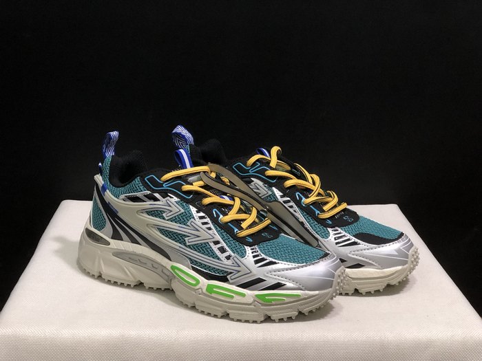 OFF WHITE Be Right Back 36 45 17