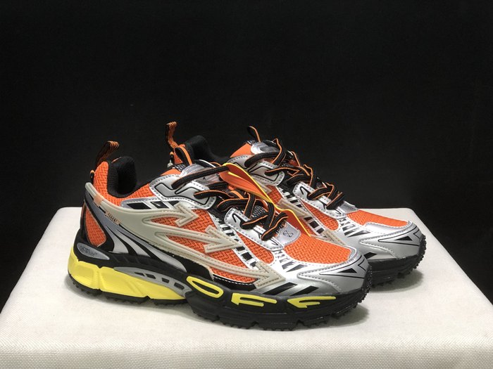 OFF WHITE Be Right Back 36 45 4